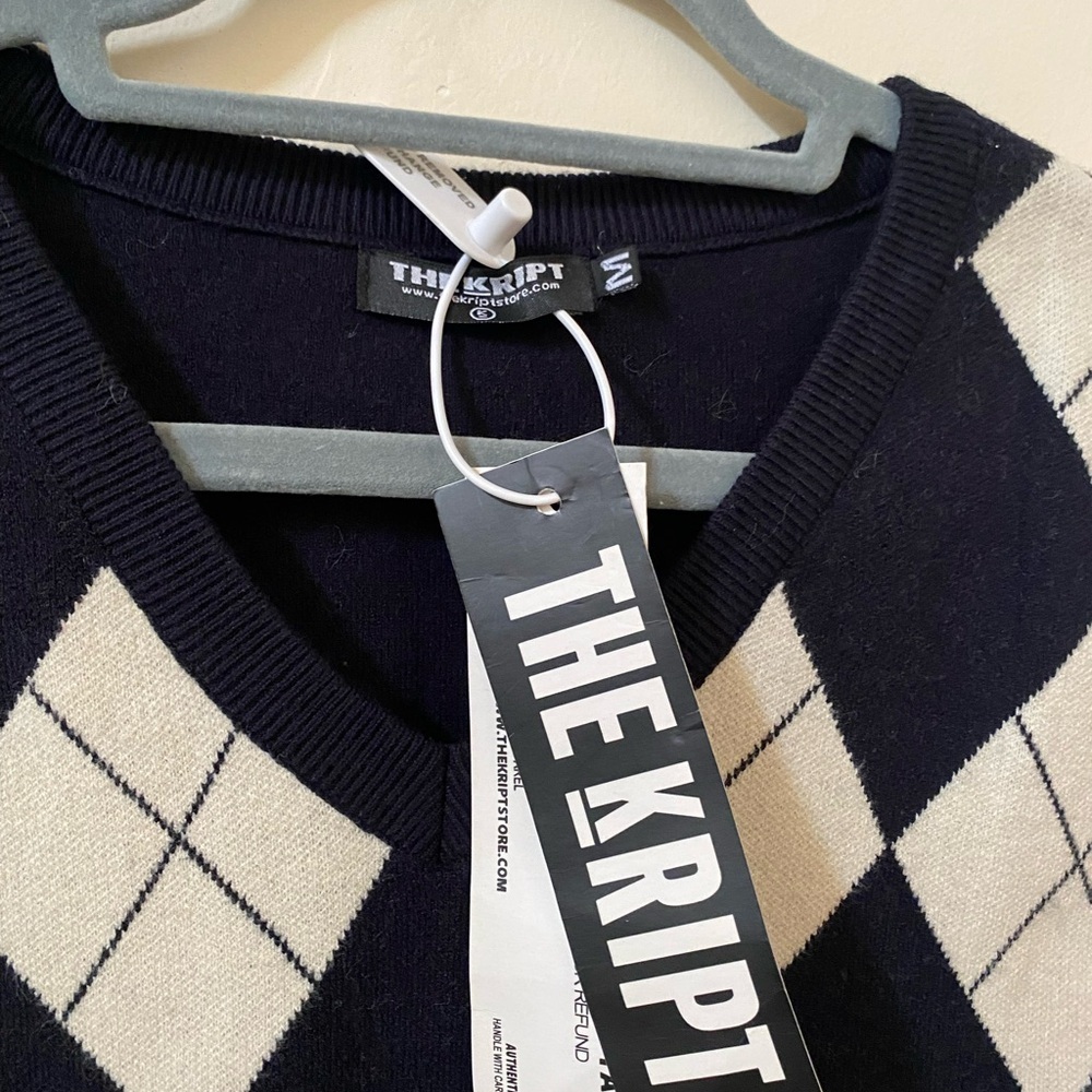 The Kript Argyle Sweater Vest Size M Black & Cream NWT - Picture 3 of 4